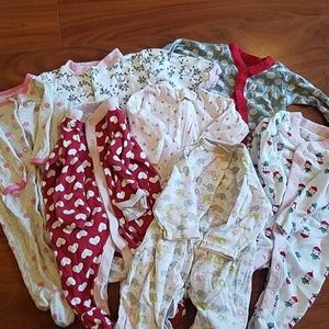 Lot of 7 baby girl sleepers 0-3 months